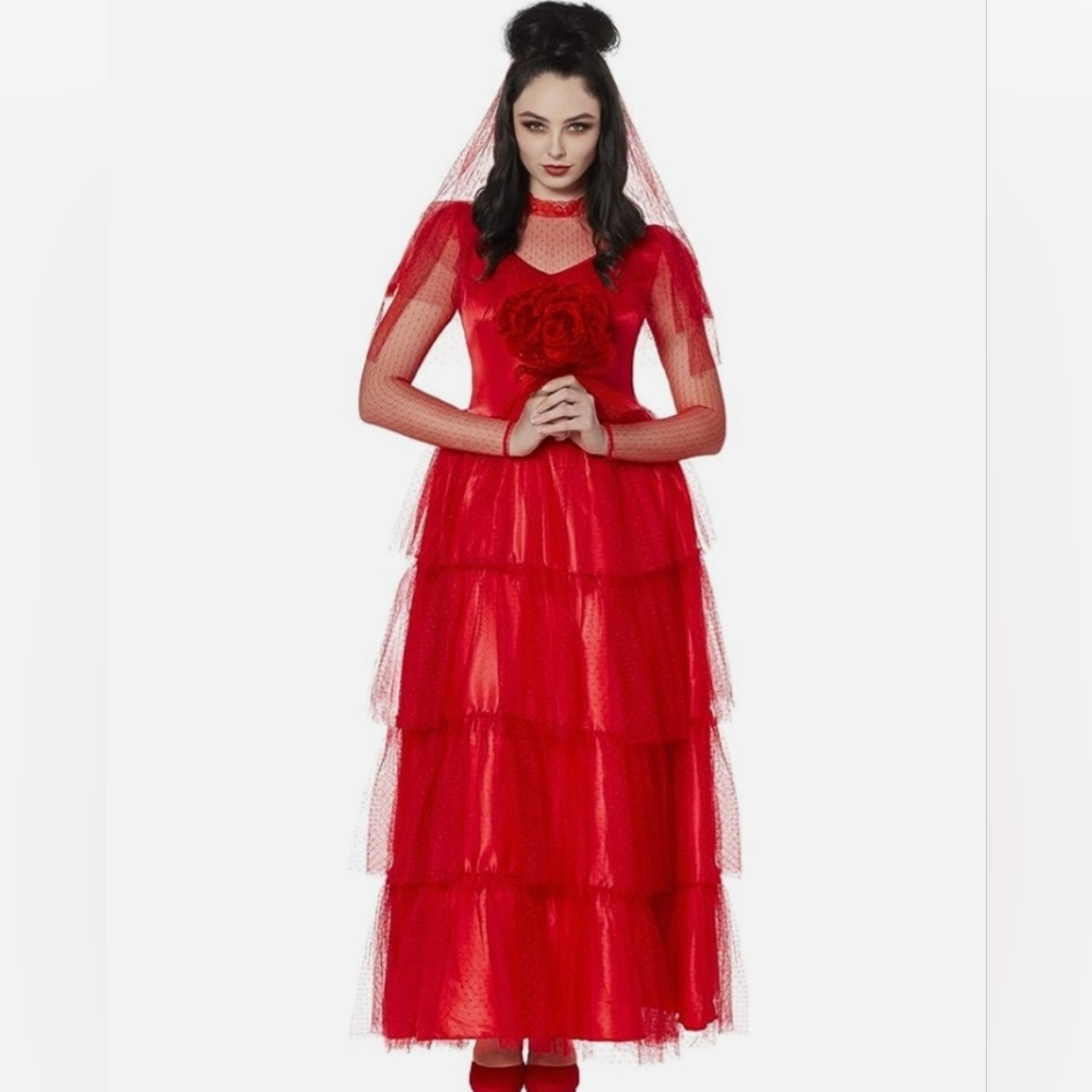 Lydia's red dress Beetlejuice